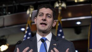 라이언 하원의장 “행정명령으로 美 출생자 시민권 부여 폐지할수 없어”