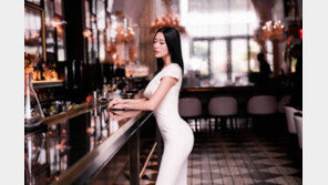 클라라, 완벽 S라인 공개 ‘여신 비주얼’