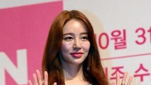 ‘복귀’ 윤은혜 “타 작품 톱스타 역할, 모니터 할 수밖에”