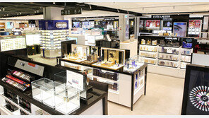 정지선 “공격 앞으로”… 유통 패션 리빙 삼각편대 떴다