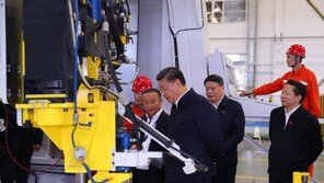 中, 미중 무역전쟁에 ‘추가부양’ 시사…“압박 강화 의식”