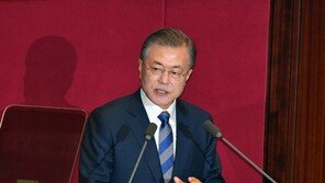 文대통령 “일자리예산 23조5000억…올해보다 22% 증가”