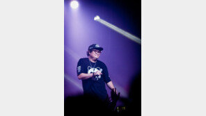 '순결한 재용이' 정재용 알고보니 ‘엉큼’ …19세 연하 여친 벌써 임신?