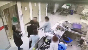 “물 안줘서” 응급실서 치료받던 경찰간부 의료진 폭행해 입건…직위해제
