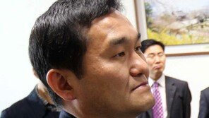 ‘정치자금법 위반’ 엄용수, 1심서 징역 1년 6개월…의원직 상실형