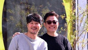 [이해리의 듀얼인터뷰] ‘완벽한 타인’ 감독·제작자 “우리 모습도 담겼죠!”