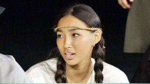 ‘포카혼타스 실사판’…‘정법’ 문가비, 완벽한 수영복 자태