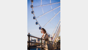 ‘만추’의 향기…박은지 시애틀 여행 사진 눈길