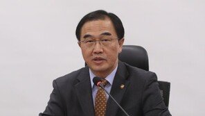 조명균 해임건의안 자동폐기 수순…한국당 “다시 제출할 것”