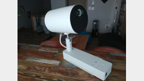 [리뷰] 어느 공간에도 활용할 수 있는 상업용 프로젝터, 엡손 EV-100