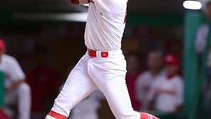 TV 보며 형의 가을 응원하던 최항, 이제는 주인공으로