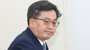 김&장 교체 잰걸음… “경제부총리 이르면 다음주 지명”
