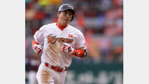 ‘시리즈 MVP’ SK 김강민 “다시 안 나올 경기…넥센 존경스러워”