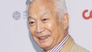 신성일·엄앵란 막내딸, 부친 부고에 슬픔 속 “경황 없다”