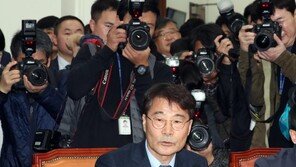 장하성, 교체설에 “인사문제, 제가 관여할 사안 아니다”