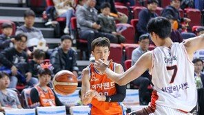 전자랜드, KT 5연승 저지…6승 4패로 공동 2위 