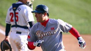 [조범현의 폴 인 베이스볼][KS1차전] 또 터진 비룡의 홈런 승리 공식, 아직 잠이 덜 깬 곰