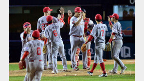 힐만 매직, 두산까지 KS1차전에서 격파