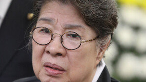 엄앵란 “우린 동지이자 기둥”