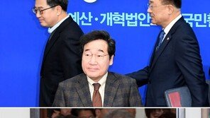 총선출마 겨냥한 靑참모-장관들 “연말연초가 떠날 타이밍”
