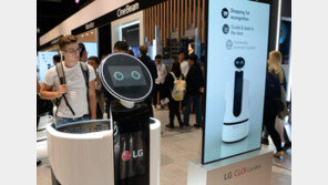 LG전자-이마트, 고객들 쇼핑 돕는 ‘자율주행 로봇’ 만든다
