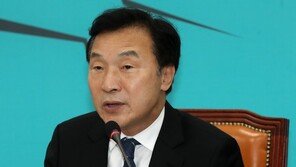 손학규 “정책실장에 김수현? 그럼 또 다시 경제부총리는 허수아비”