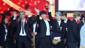 방탄소년단, 유럽도 홀렸다…MTV ‘최고 그룹+최다팬’상 2관왕