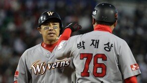 SK 김강민, 패배 속에서도 빛났다…추격의 적시타에 ‘짐승 캐치’