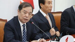 김병준, 의원들 직접 만나 ‘비대위 혁신 로드맵’ 설명