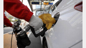 유류세 인하 첫날…실제 기름값은 2.4원 하락 그쳐