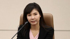 서지현 검사 “정치? 안 한다…꽃뱀? 왜 2차 피해 주나”