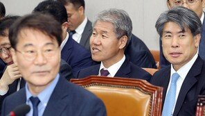 靑 탈원전 정책, 김수현 사회→윤종원 경제수석 손으로