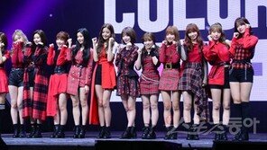 [연예뉴스 HOT5] 아이즈원 데뷔앨범, 오리콘 주간 1위
