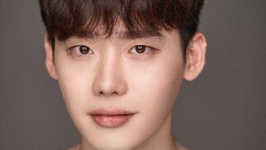 예스24 “이종석·소속사에 진심으로 사과…피해 보상할 것”