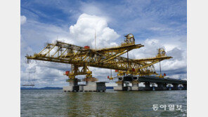 車로 4시간 거리를 20분만에… 브루나이 경제 대동맥 잇는다