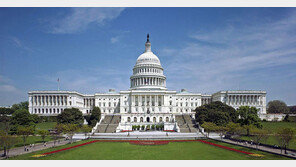 공화 “믿을건 샤이 트럼프” vs 민주 “기댈건 높은 투표율”