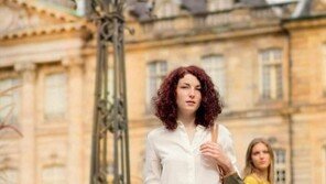 LF 라움보야지, 프랑스 방탄 캐리어 ‘점프’ 론칭… “트럭이 밟아도 원상 복구”