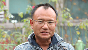 오피스텔서 회사 주식 팔다 붙잡힌 양진호 회장…경기남부경찰청 압송