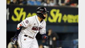 ‘4번 타자의 공백’ 두산, SK와의 화력대결 완패