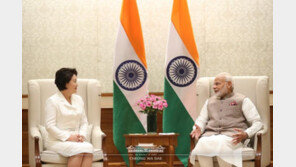 김정숙 여사, 인도 일정 마치고 귀국…印매체, 큰 관심