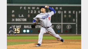 류현진, ‘대형 계약 불가’ 오클랜드 영입 후보? 美 매체 분석