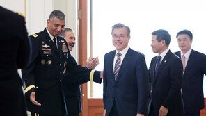 文대통령 “한미, 전작권 전환·미군 재배치 긴밀 협의 바란다”