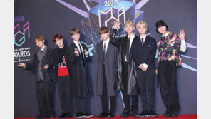 日방송, BTS 일정 하루전 일방 취소 속 팬들 ‘日극우 거센 비난’