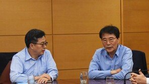 文대통령, ‘김동연·장하성’ 왜 동시 경질했나