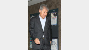 김무성 “김수현 실장, 실패의 아이콘…직장인 ‘내 집 마련’ 꿈 빼앗아”