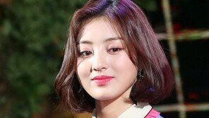 트와이스 지효·JYP, 母에 500만원 요구 ‘사칭 피싱’에 경고 “법적 대응”