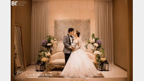 ‘8년만에 결혼’ 리치, 결혼식 공개 …아내 위한 축가까지