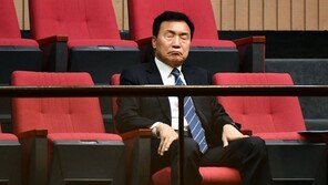 손학규 “文대통령 고집 대단해…이념편향 못 벗어나”