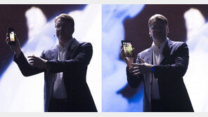 폴더블폰 ‘첫단추’ 끼운 삼성…나머지 단추는 개발자들 몫