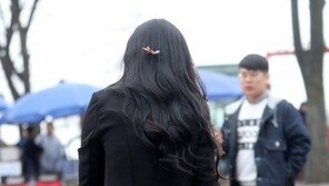 [청계천 옆 사진관]가을 빛깔 물든 단풍치마 사연은?